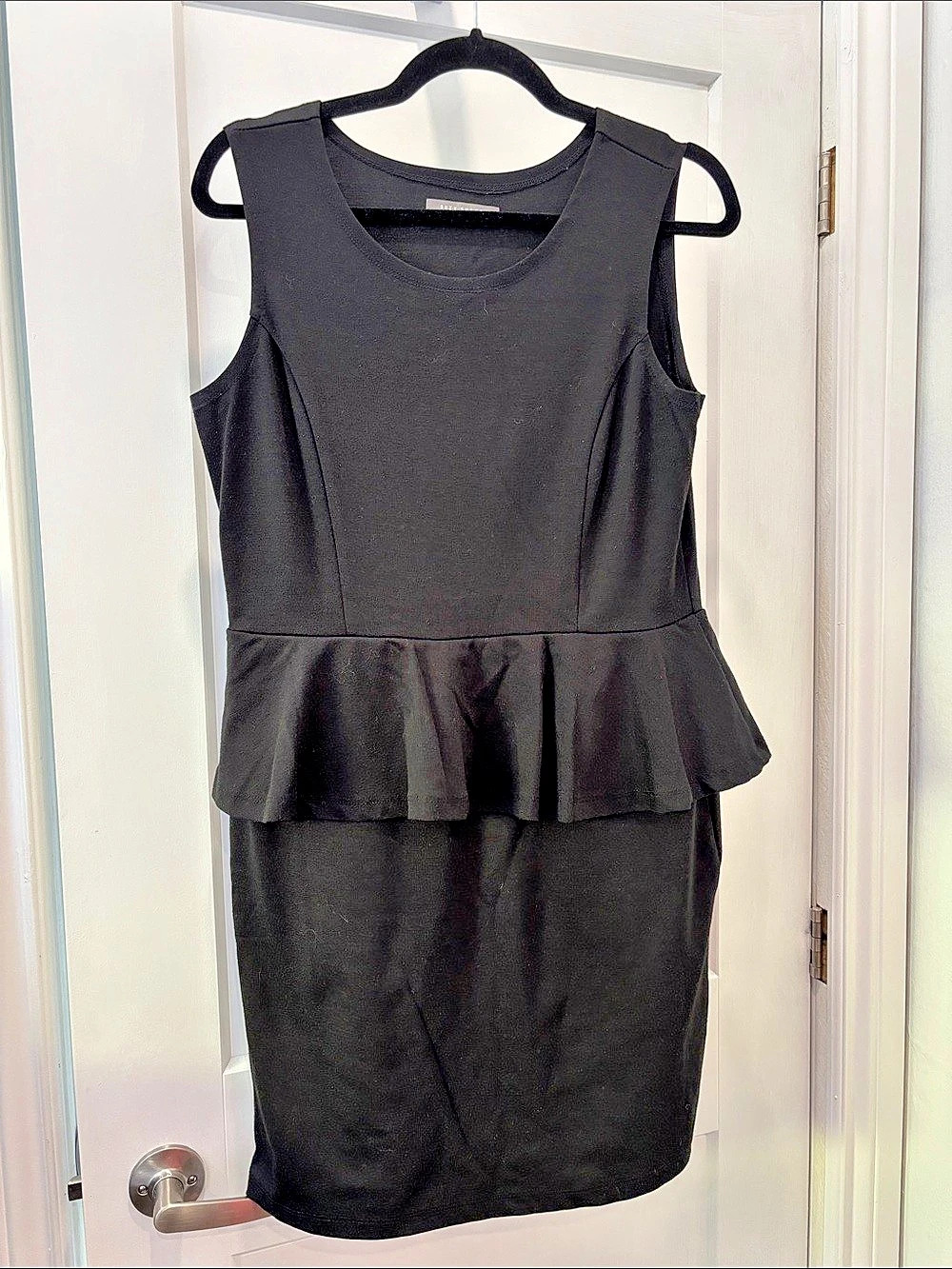 Suzy Shier Black Peplum Mini Dress Size Large
